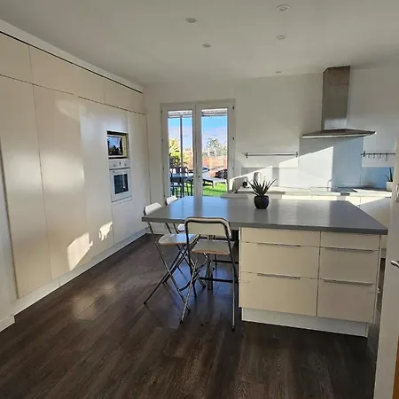 Apartment Grand T3 - *