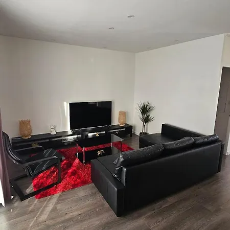 Apartment Grand T3 - *